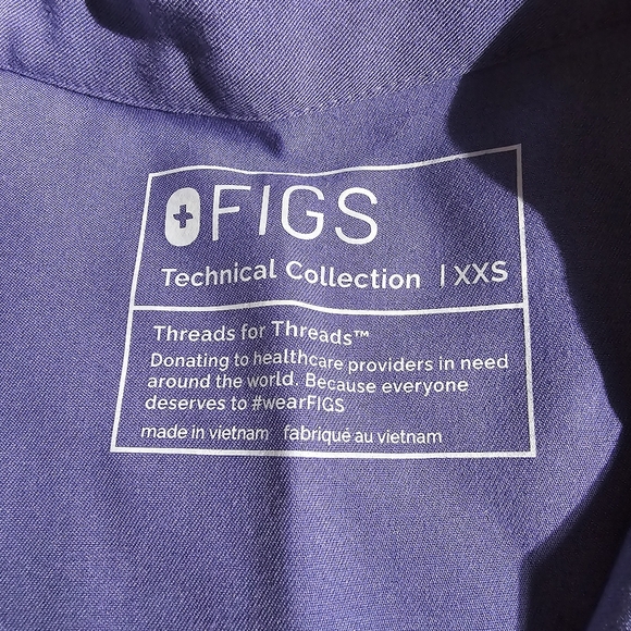 Figs Scrub Set in Rare Amethyst - Picture 3 of 5